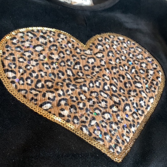 Btween Black Leopard Outfit Top & Leggings Set 4 EUC - Picture 6 of 12